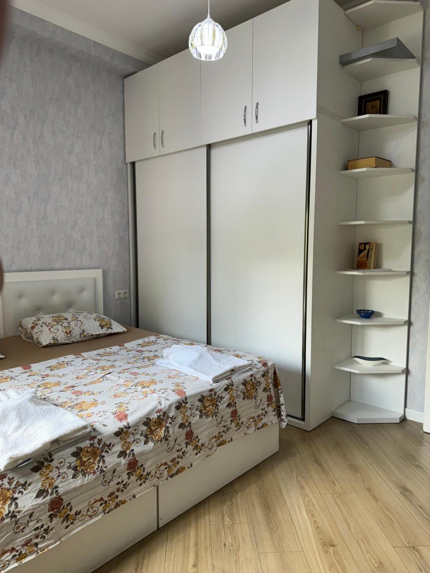 City Centre Apartment Kutaisi Exterior foto